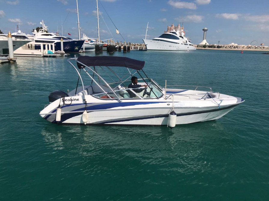 Hannibal cruising boat